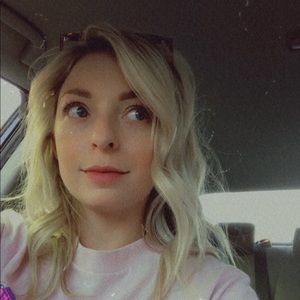 Meet your Posher, Madeline